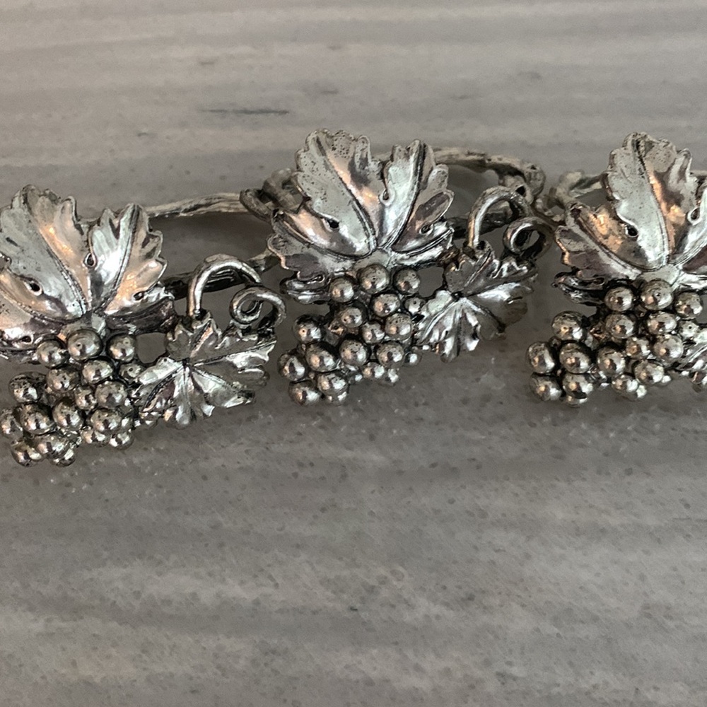 Arthur Court set of 4 napkin rings - Picture 2 of 6